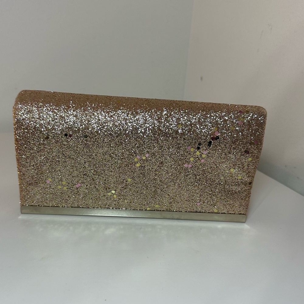 Gold clutch